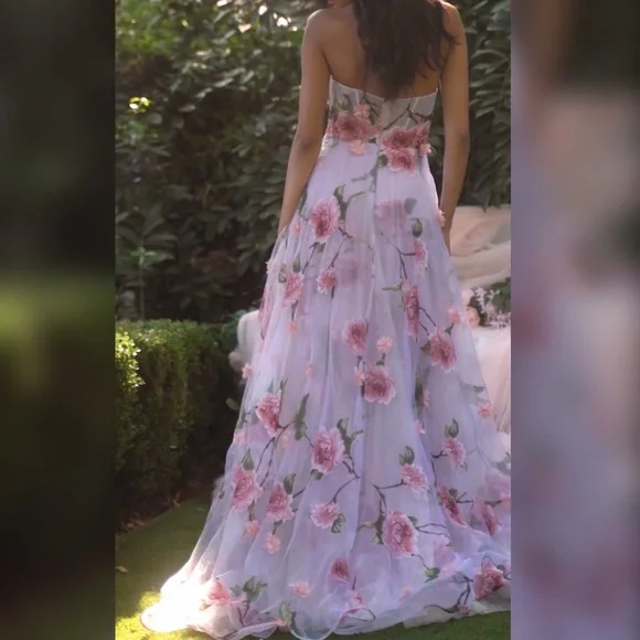 Vintage style rose floral ruffle prom dress or non traditional wedding dress - Picture 3 of 4